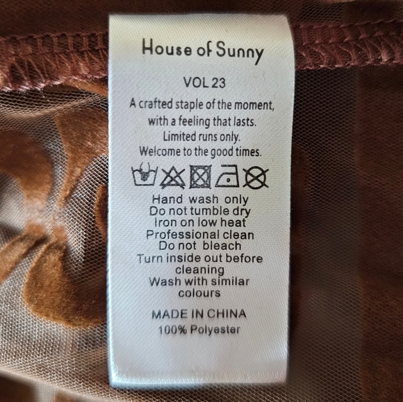 House Of Sunny Casa Amor Flyaway Short Sleeve Cardi Top, Chocolate Brown, Size 2 - Picture 11 of 13